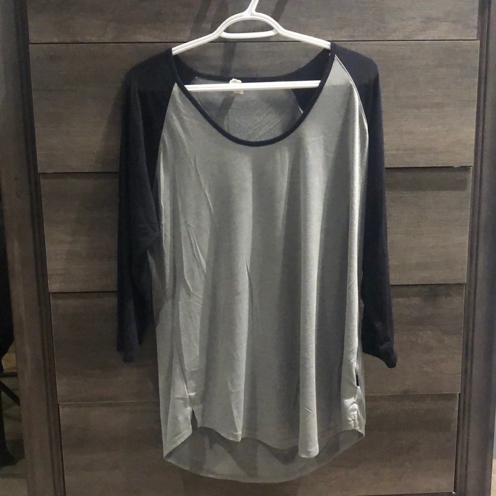 Basic Long Sleeve Tee